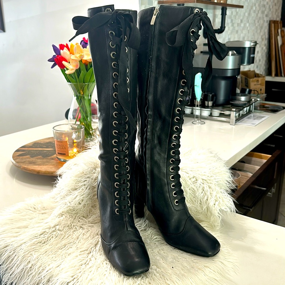 Beautiful Black Knee High Lace Up Boots
